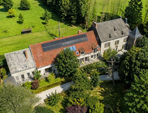                                         Eengezinswoning te koop in Couvin, € 850.000
