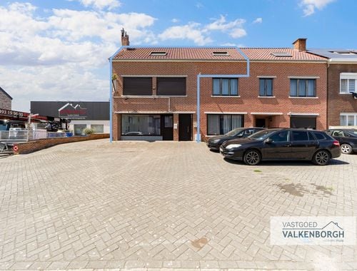                                         Handelspand met woonst te koop in Tongeren, € 285.000

