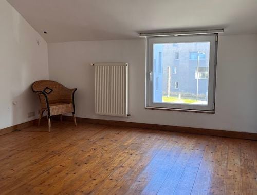                                         Maison deux facades à louer à Gent, € 1.050
