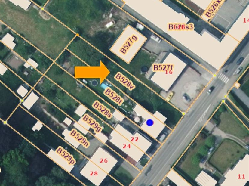 Grond 680m² voor HOB in Horebeke<br />
Voor meer info en/of afspraak bel Eefje van Immo D'hondt 0498 88 88 89