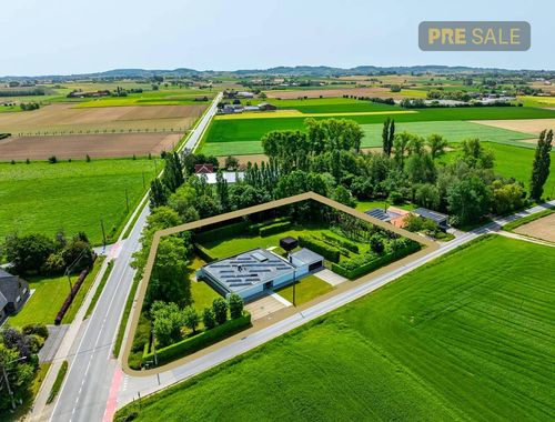                                        Villa à vendre à Poperinge, € 1.095.000
