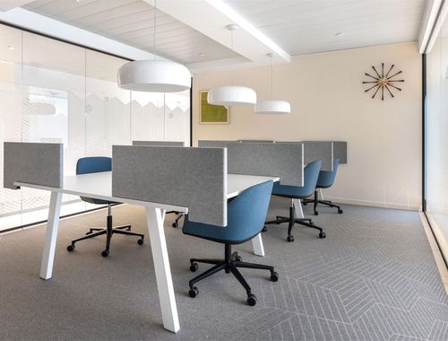                                         Immeuble de bureaux à louer à Bruxelles, € 189
