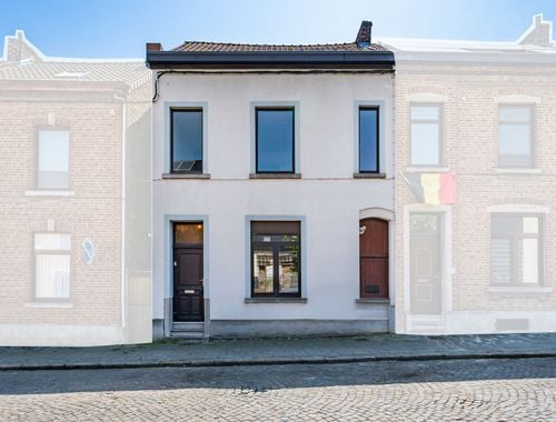                                         Woning te koop in Monceau-sur-Sambre, € 177.000
