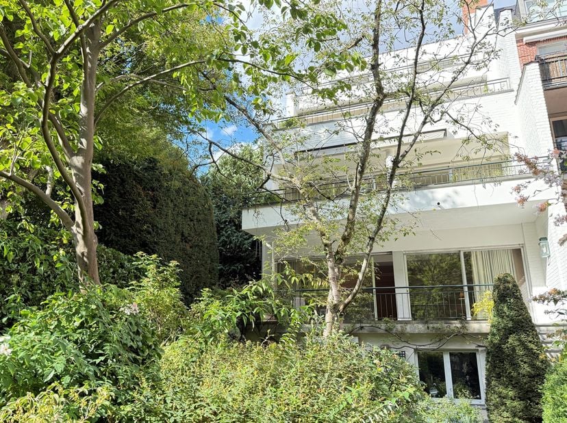 Huis te koop in ,
                    1050 Elsene