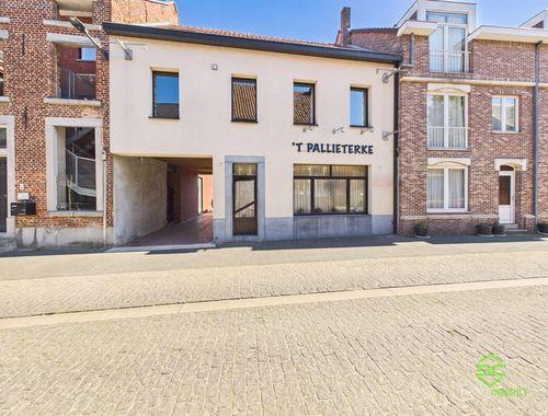                                         Handelspand met woonst te koop in Herk-de-Stad, € 380.000
