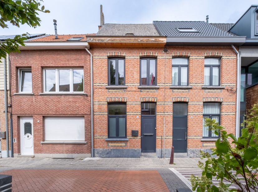Huis te koop in Drabstraat 70,
                    2550 Kontich
