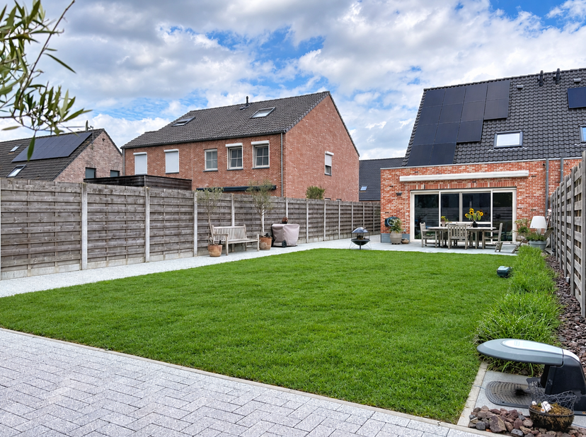 Huis te koop in Drieschouwen 116B,
                    9190 Stekene