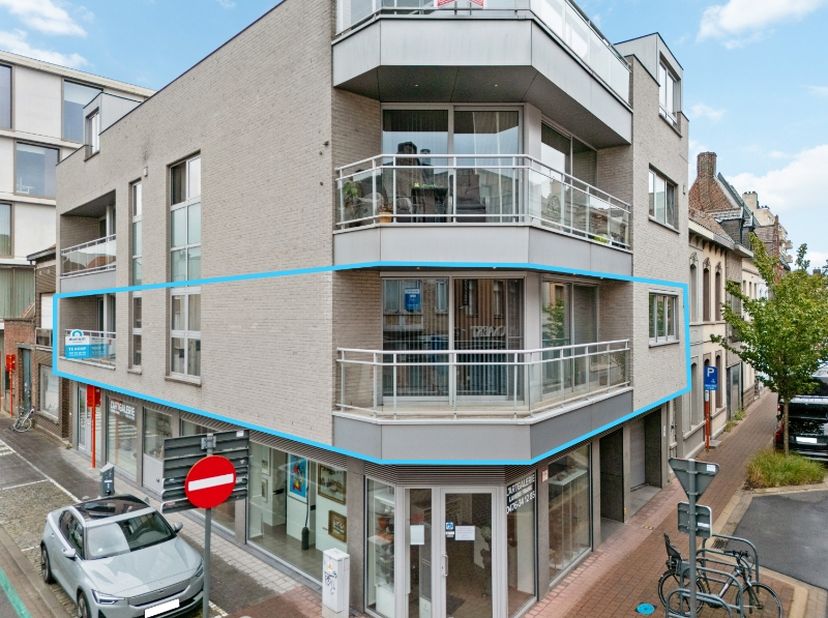 Appartement à vendre à Henri Horriestraat 58 boîte 1,
                    8800 Roeselare