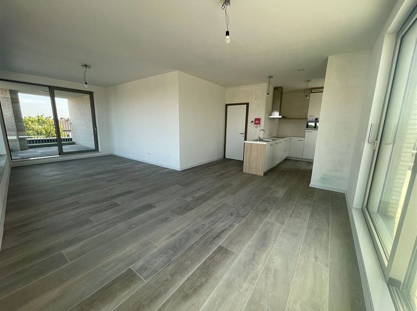 Prachtig nieuwbouw appartement met 2 slaapkamers en 2 terrassen!<br />
Ligging: Het appartement is gelegen op de nieuwe Komet-site en heeft een uitste