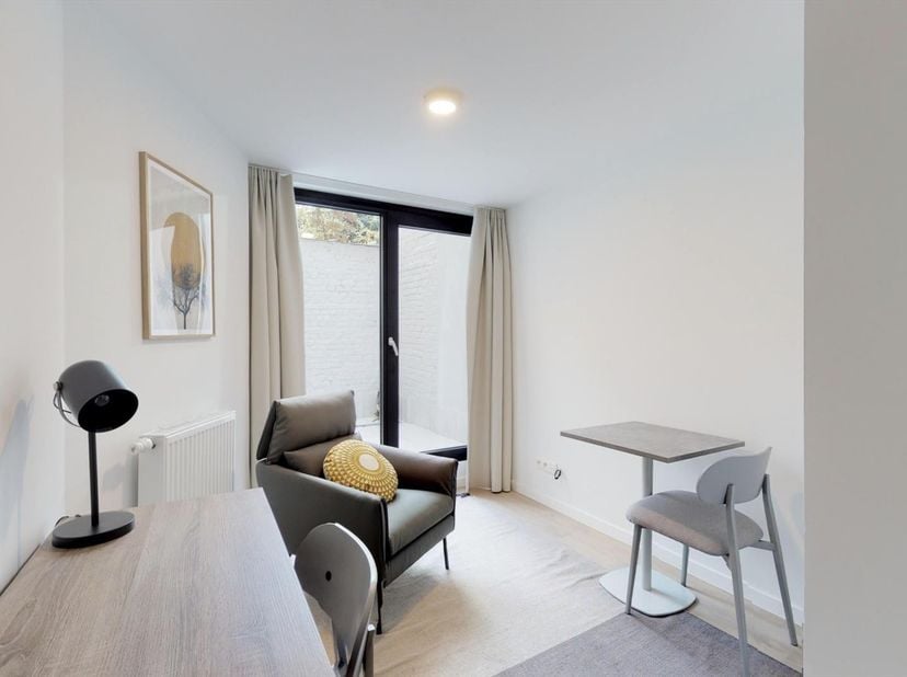 Residentie Oppenhof is een gezellige residentie, bestaande uit 4 studentenkamers in totaal. De residentie is  gelegen vlakbij de Ring van Leuven en de