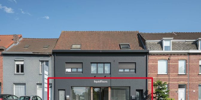 Bedrijfsvastgoed te huur in Gentsesteenweg 204, 8500 Kortrijk