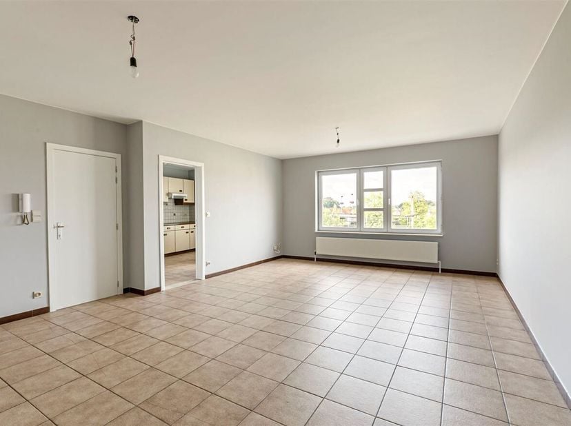 Instapklaar tweeslaapkamerappartement in het centrum van Heist-op-den-Berg. <br />
Dit perfect onderhouden appartement maakt deel uit van een resident