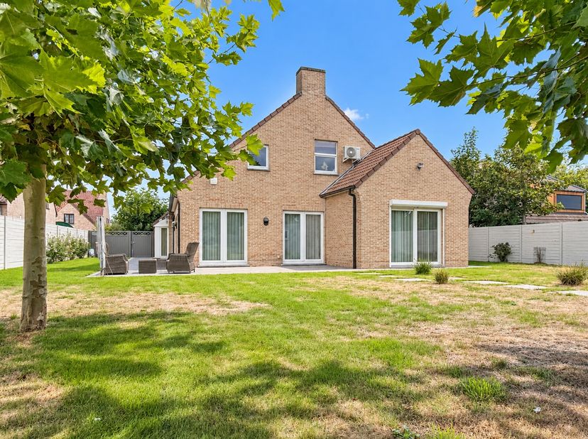 Huis te koop in Warande 62,
                    9270 Laarne