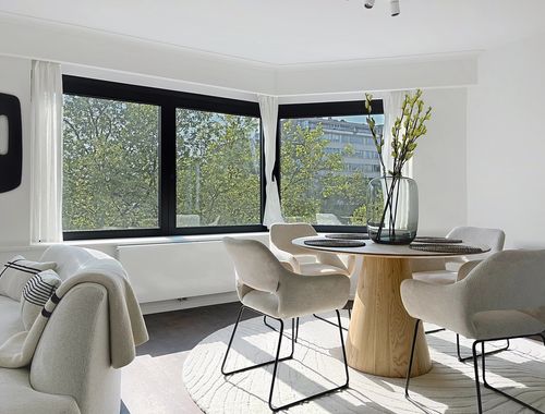                                         Appartement à louer à Woluwe-Saint-Lambert, € 2.300
