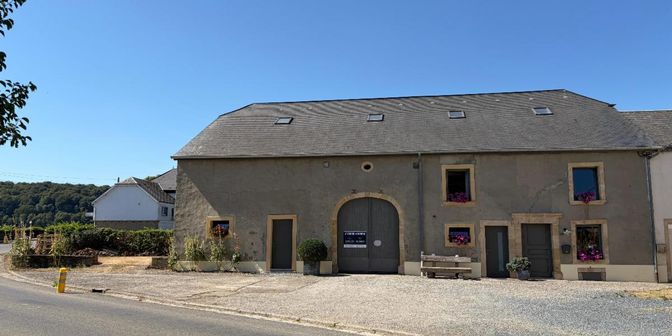 Huis te koop in Rue de Martué 18, 6821 Lacuisine