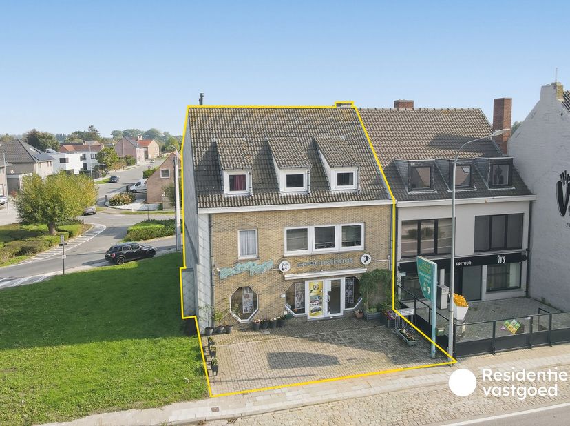 Appartement te koop in Torhoutsesteenweg 243,
                    8210 Zedelgem