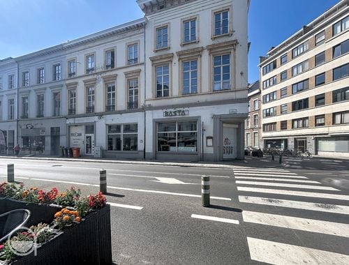                                         Appartement te huur in Gent, € 1.250
