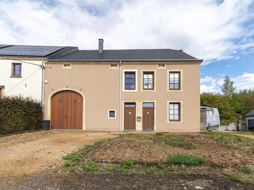 Maison à vendre à Rue de la Fontaine 69,
                    6741 Vance