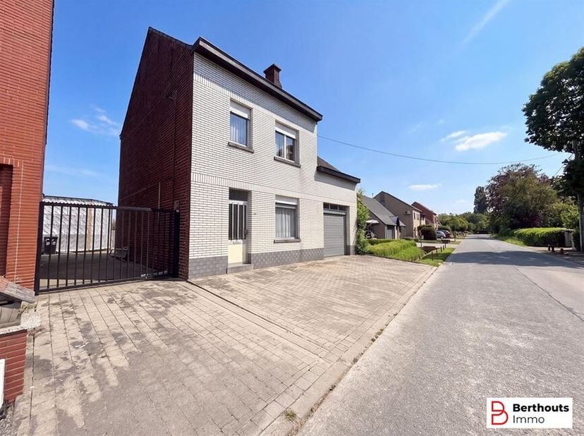 Maison à vendre
                    à 1820 Perk