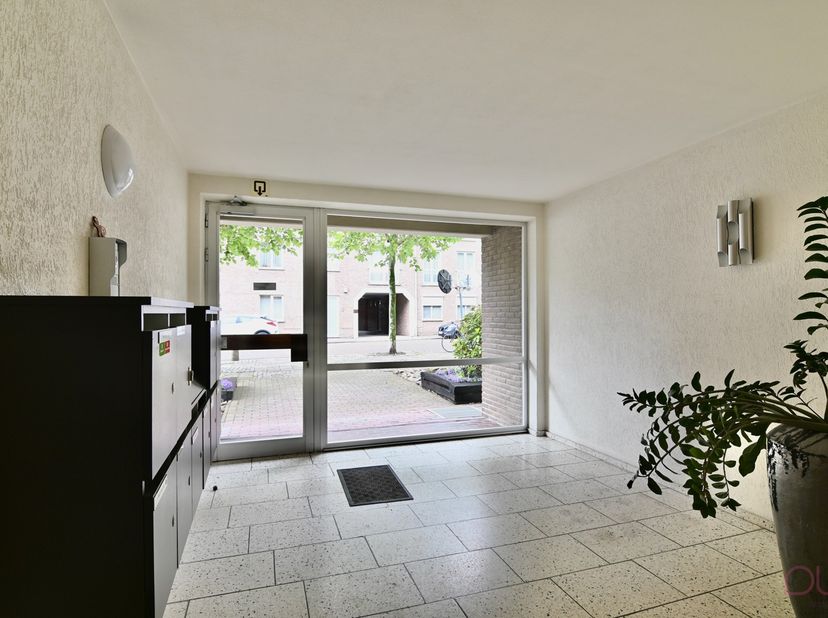 ***TOPAANBIEDING *** Dit instapklaar appartement ligt op zeer gunstige locatie in residentie "Tichelrij".&amp;nbsp; De ligging van dit appartement is op w