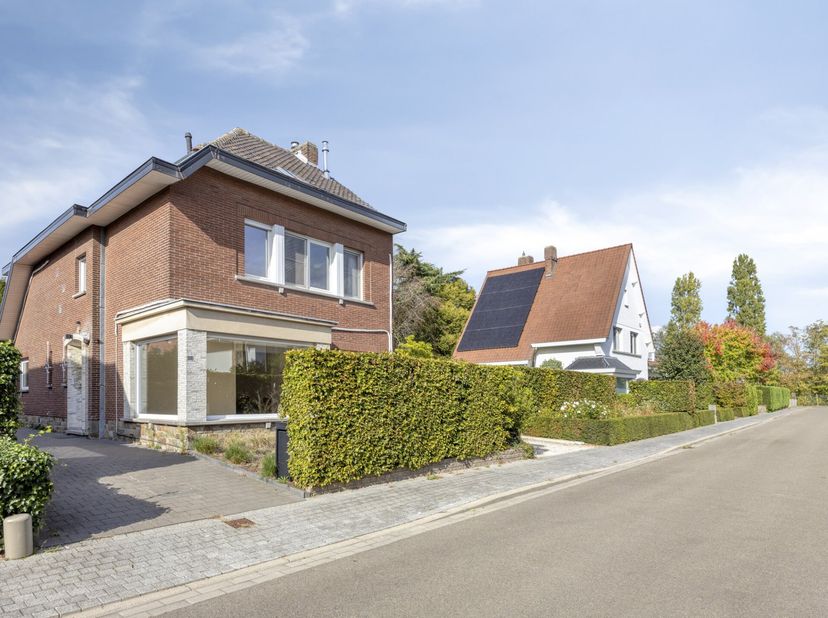 Huis te koop in Elfenstraat 17,
                    2800 Mechelen
