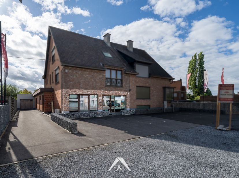 Bien professionnel à vendre
                    à 8791 Beveren-Leie