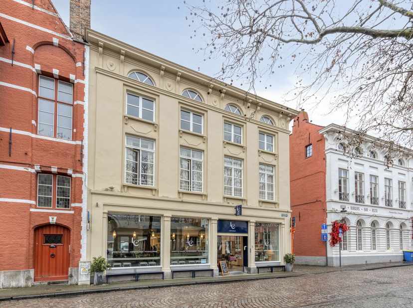 Appartement te koop in Jozef Suvéestraat 1 bus 0201,
                    8000 Brugge