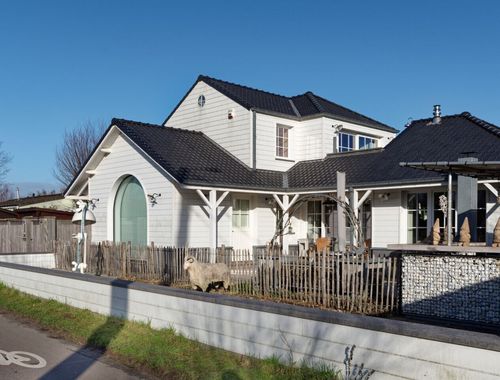                                         Woning te koop in Oostduinkerke, € 850.000
