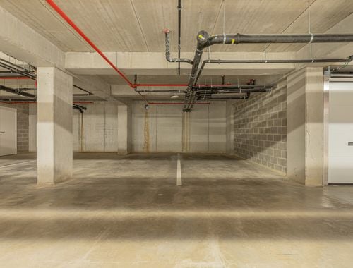                                         Kelder garage te koop in Burst, € 22.000
