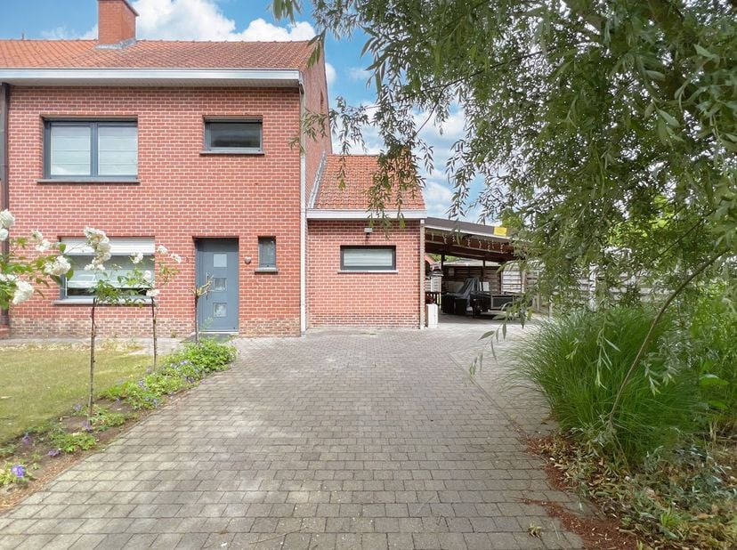 STARTPRIJS, Elk bod hoger dan deze startprijs, wordt voorgelegd aan de eigenaars, die al dan niet kunnen ingaan op dit aanbod.<br />
<br />
Op een uit
