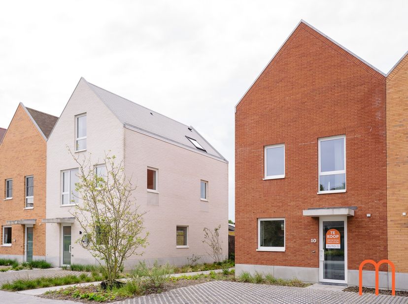 Rustig wonen in de Mispellaan te Oostende<br />
In een rustige en kindvriendelijke woonwijk in Oostende bevindt zich deze recente halfopen nieuwbouwwo