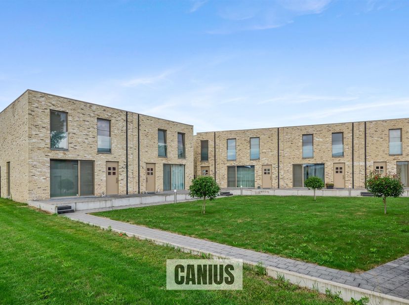 BELLE MAISON ÉCONOME EN ÉNERGIE AVEC 3 CHAMBRES<br />
Vous recherchez une maison moderne et économe en énergie à Hoepertingen ? Cette élégante maison