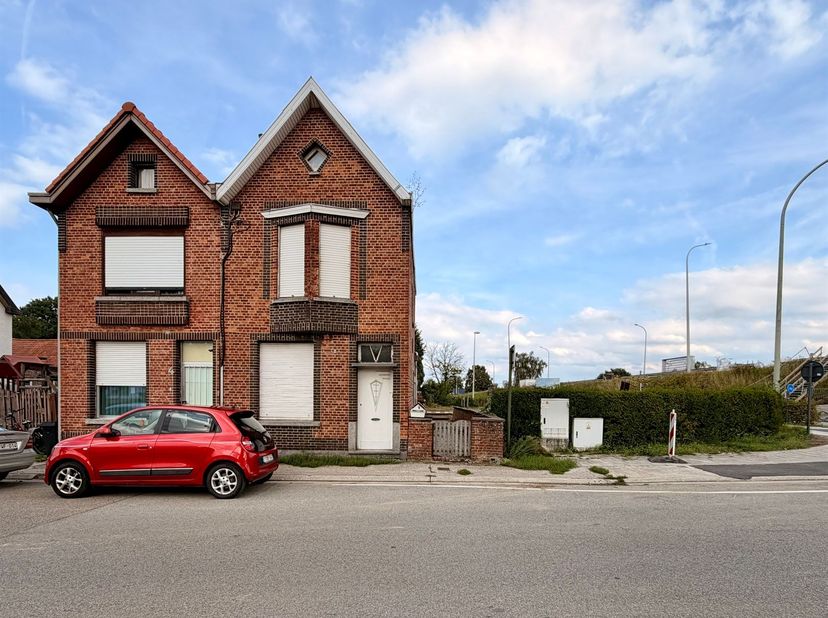 Huis te koop in Grote Heidestraat 2,
                    9120 Beveren