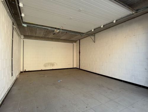                                         Garage à vendre à Tournai, € 35.000
