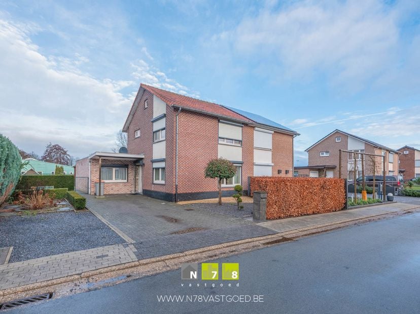 Maison à vendre
                    à 3650 Lanklaar