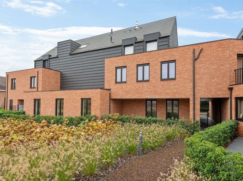 Appartement te koop
                    in 2430 Vorst