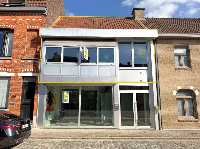 Appartement te koop in Bruggestraat 233 bus bus 0101,
                    8930 Menen