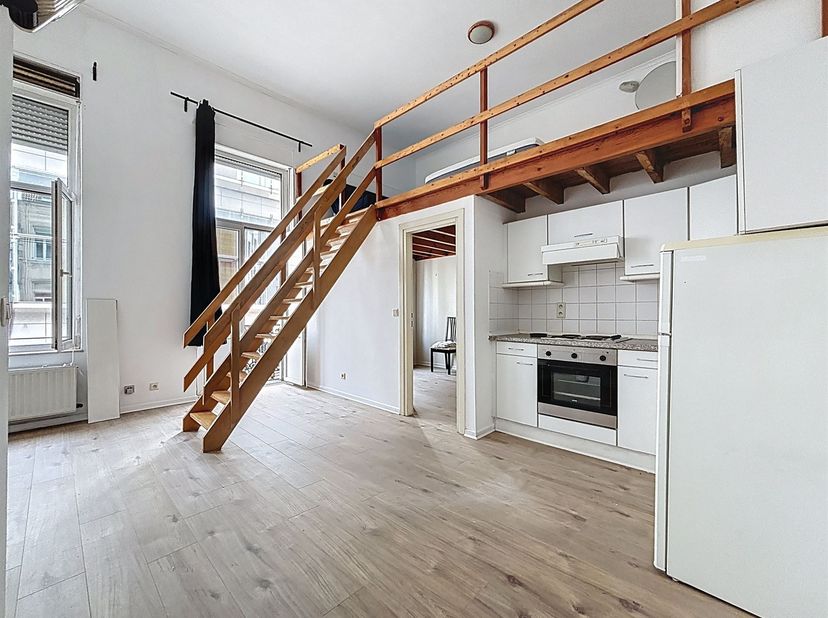 Appartement te koop in ,
                    1050 Elsene