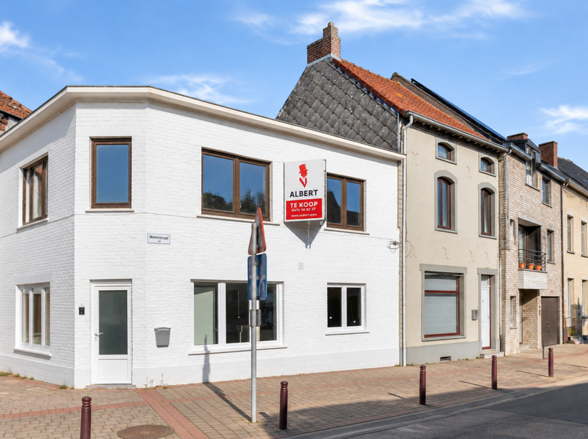 Huis te koop in Waterstraat 2,
                    1570 Tollembeek