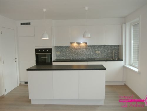                                         Duplex à louer à Kortrijk, € 900
