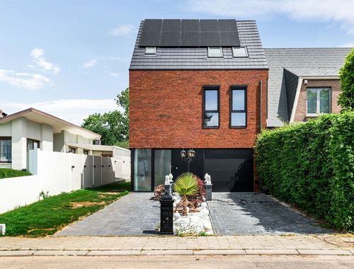                                         Eengezinswoning te koop in Ruisbroek, € 694.500
