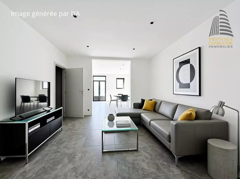 SAINT-GILLES - REF: 87107252 - MAGNIFIQUE DUPLEX DEUX CHAMBRES À RÉNOVER !!!<br />
Situé au troisième étage d'une petite copropriété, nous vous propos