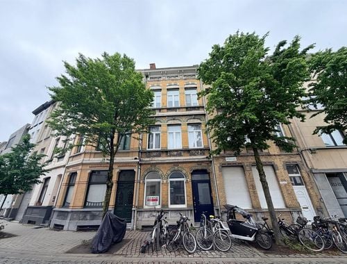                                         Appartement te huur in Antwerpen, € 695
