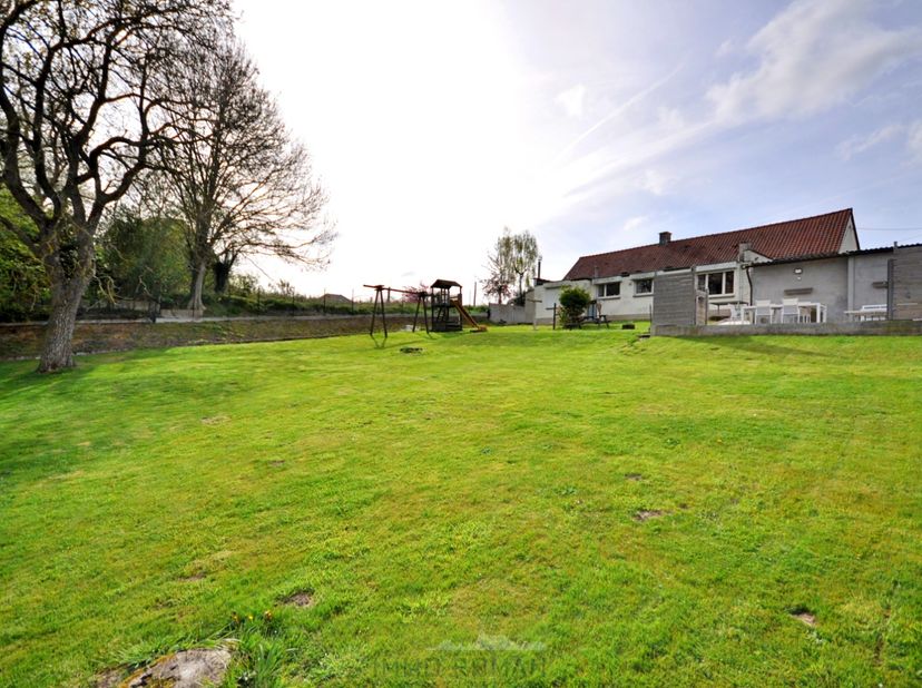 Huis te koop in Zandstraat 38,
                    9600 Ronse