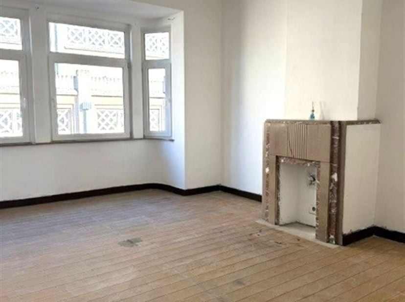 Appartement te koop
                    in 1080 Sint-Jans-Molenbeek