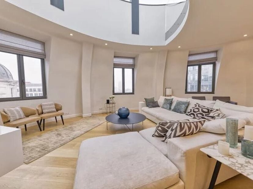 Appartement te huur in RUE DES COLONIES 2,
                    1000 Brussel