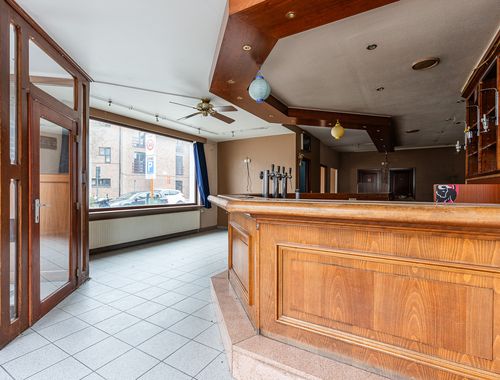                                         Bien commercial à vendre à Gent, € 249.000
