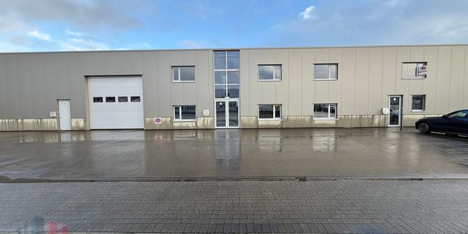 Bedrijfsvastgoed te huur in Leenstraat 21, 9810 Nazareth