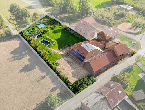                                         Uitzonderlijke woning te koop in Sint-Pieters-Leeuw, € 1.199.000

