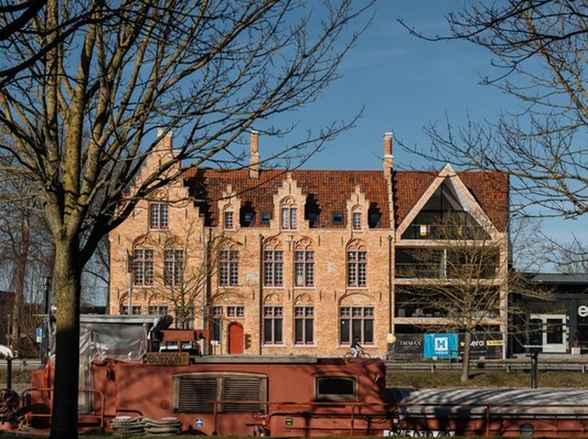 Appartement te koop in Sint-Pieterskaai 37,
                    8000 Brugge